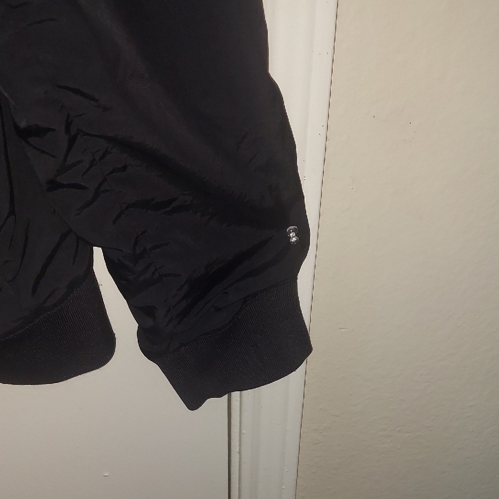 H&M Classic Black Bomber Jacket - Picture 4 of 15